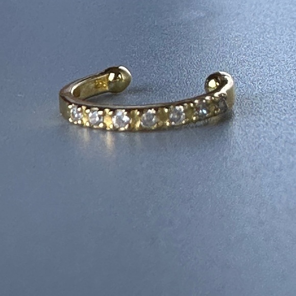 14K Gold Vermeil Ear Cuff - Picture 5 of 7